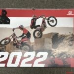 メーカー・オフィシャルカレンダーを10名様にプレゼントしますよ!!